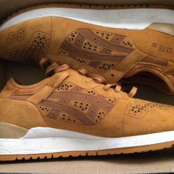 Tan ASICS - Picture 3 of 5